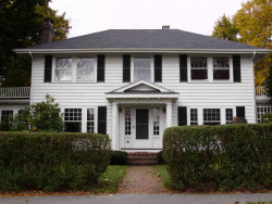151 Allerton Rd, Newton, MA 02461-1250