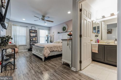 2405 Beacon Hl Dr, Erial NJ 08081-1106 exterior