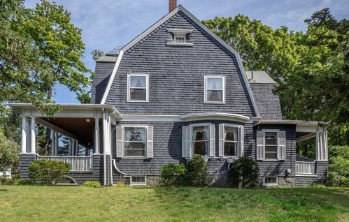 193 Broadway, Taunton, MA 02780-1811