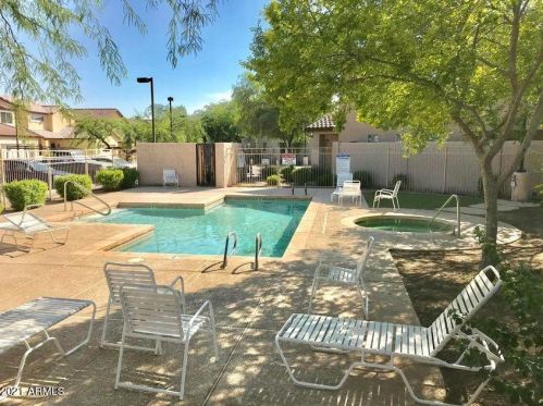 10225 Camelback Rd, Phoenix AZ  85037-5076 exterior