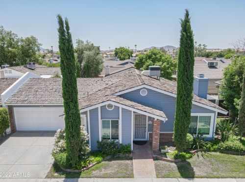 117 Campo Bello Dr, Phoenix, AZ 85022-2323