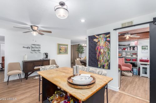 3220 Cinnabar Ave, Phoenix AZ 85020-1815 exterior