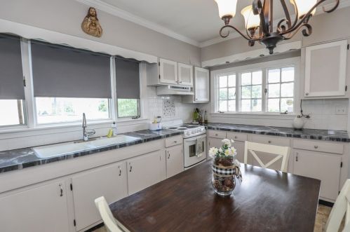 295 Merrimack St, Lawrence MA 01843-1404 exterior