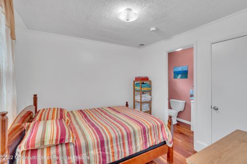 1326 Locust Dr, Tinton Falls NJ 07712-4911 exterior