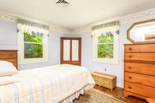 400 School House Rd, Eastham MA 02642-3014 exterior