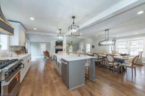 131 Combs Hollow Rd, Dover NJ  07869-3504 exterior