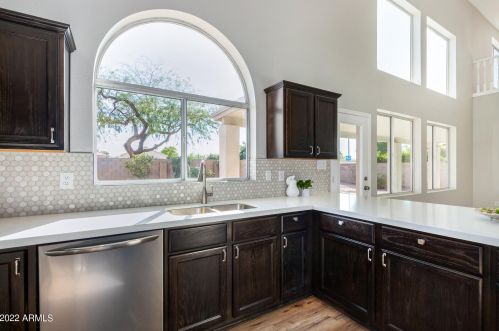 717 Beverly Ln, Phoenix AZ 85032-3410 exterior