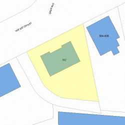 942 Watertown St, Newton MA  02465-2124 plot plan