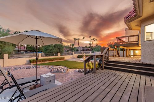 3835 Ahwatukee Dr, Phoenix AZ 85044-2033 exterior