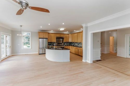 40 Howland St, Needham MA 02492-2901 exterior