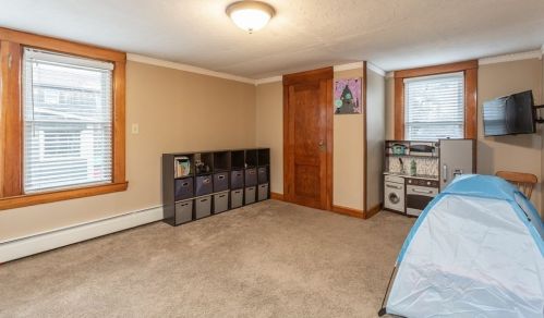 15 Cleveland Rd, Taunton MA  02780-2158 exterior