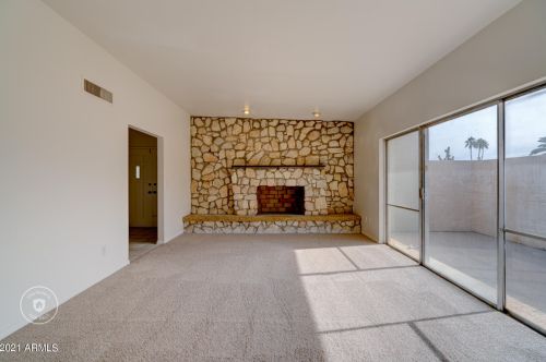 18042 42nd St, Phoenix AZ 85032-2267 exterior