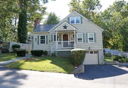 27 Top Hill Ave, Dedham, MA 02026-6324
