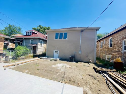 3808 Clinton Ave, Forest View, IL 60402-3956