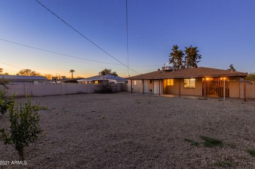 1917 Clarendon Ave, Phoenix AZ 85033-4023 exterior