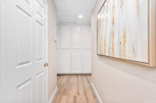 12 Bayfield, Irvine CA 92614-7907 exterior