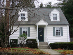 65 Circuit Ave, Newton, MA 02461-1602