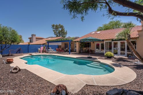 3412 Dunlap Ave, Phoenix AZ 85020-3024 exterior