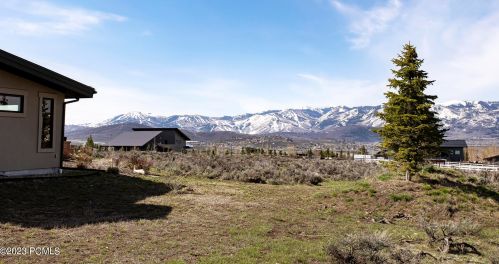 8449 Silver Crk Rd, Park City UT exterior