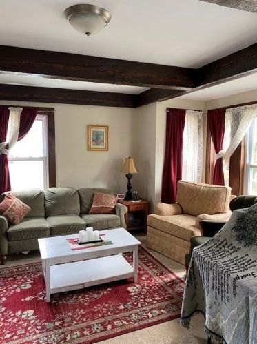 89 Charles St, Whitman MA 02382-2005 exterior