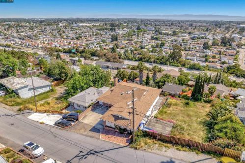 1973 Placer Dr, San Leandro CA  94578-1336 exterior