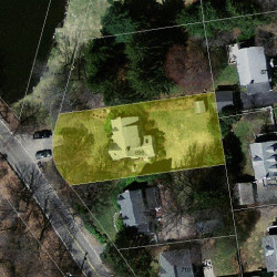 696 Quinobequin Rd, Newton MA 02468-2117 aerial view