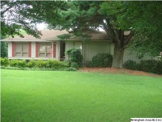 1823 Mission Rd, Birmingham, AL 35216-2241