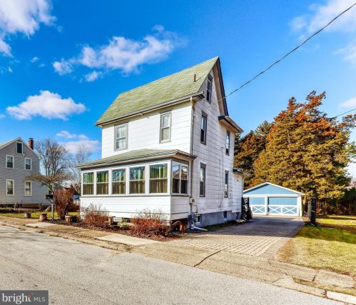 122 Norris St, West Deptford, NJ 08051-1440