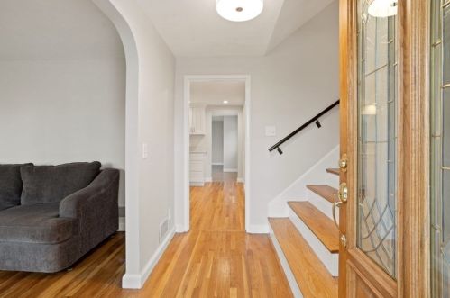 154 Walnut St, Lynnfield MA  01940-2105 exterior