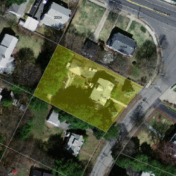 15 Varick Rd, Newton MA  02468-1304 aerial view