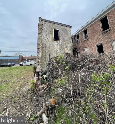 1923 20 St, Philadelphia PA 19145-2801 exterior