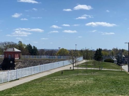 63 Hillside Ave, Lawrence MA 01841-3252 exterior