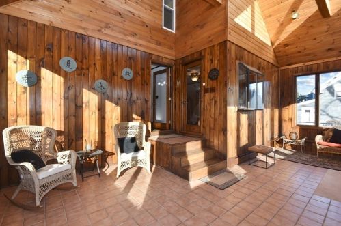 118 Sylvia St, New Bedford MA 02745-6136 exterior