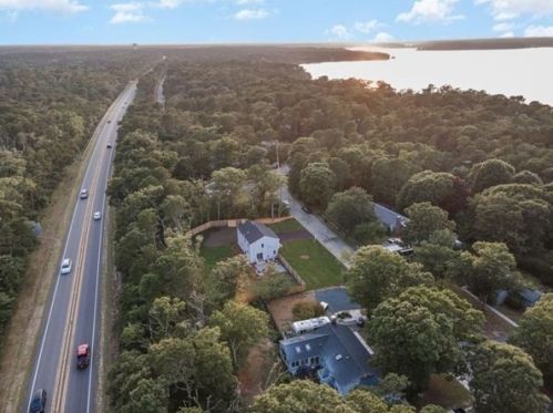 15 Sidney Rd, Harwich MA  02645-1223 exterior