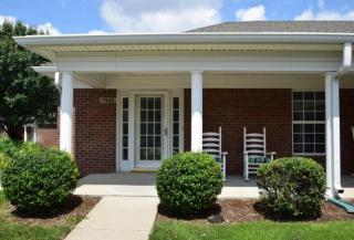 7900 Stovall Ct, Louisville, KY 40228-1566