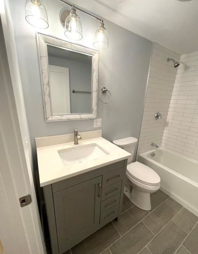 47 Boston Rd, Southborough MA  01772-1617 exterior