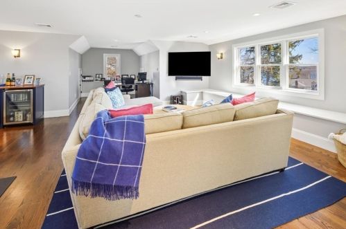 14 Otis Hl Rd, Hingham MA 02043-4510 exterior