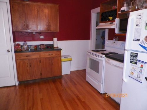 7 Fiske St, Worcester MA 01602-2961 exterior