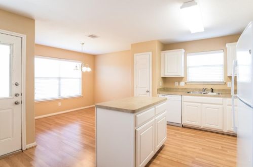 4014 Cozy Trail Ct, Richmond TX  77469-4113 exterior