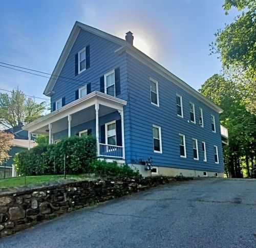 289 Main St, North Brookfield, MA 01535-2008