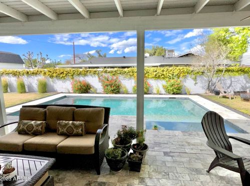 526 Butler Dr, Phoenix AZ 85051-4650 exterior