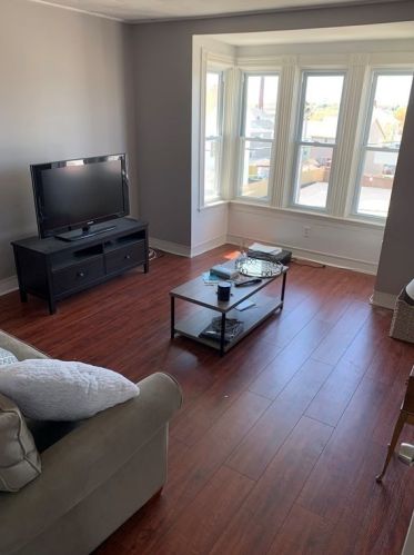 834 Eastern Ave, Fall River MA 02720-7415 exterior