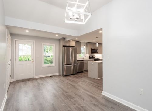 27 Canobieola Rd, Methuen MA  01844-1606 exterior