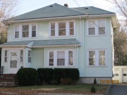 384 Parker St, Newton, MA 02459-2605