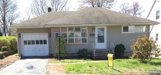 168 Clinton Ave, Bergenfield NJ  07621-2731 exterior