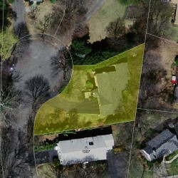 11 Amy Cir, Newton MA 02468-1211 aerial view