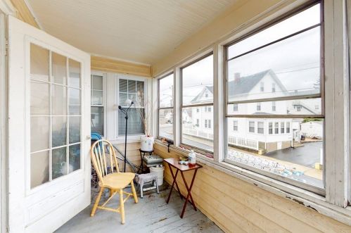 22 Collins St, Peabody MA 01960-1971 exterior