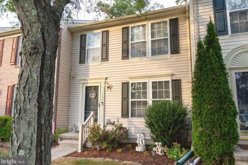 128 Mount Vernon Ct, West Deptford, NJ 08096-6898