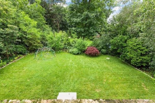 119 Rhinecliff St, Arlington MA 02476-7332 exterior