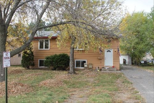 809 7th Ave, Princeton, MN 55371-1238